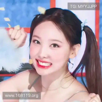 鲁羿嵩
